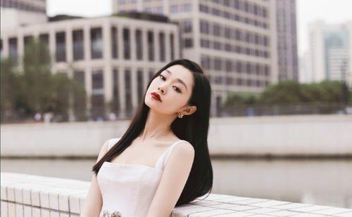 娱乐大爆料壁纸下载免费,尽享视觉盛宴! 第1张 娱乐大爆料壁纸下载免费,尽享视觉盛宴! 第1张